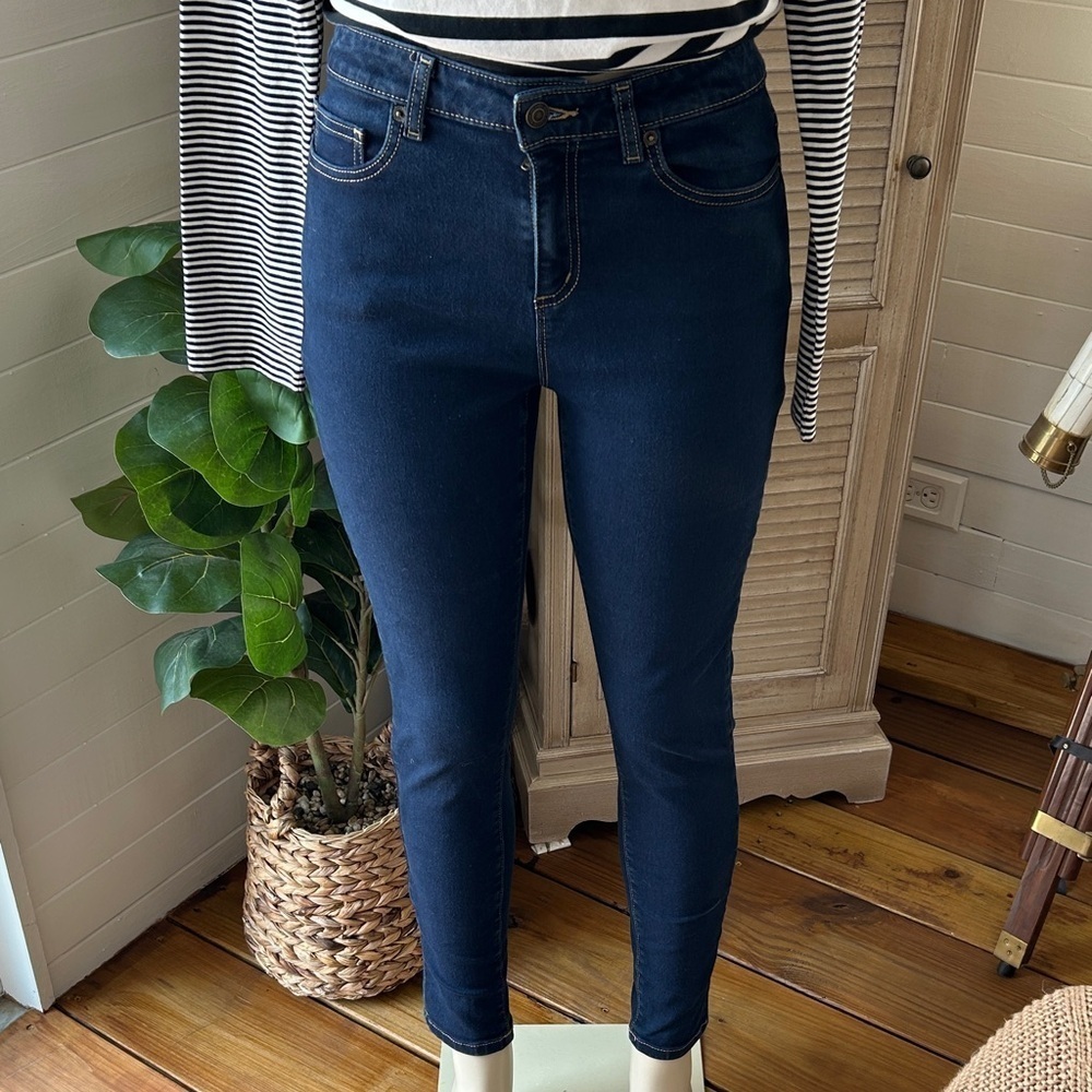 Michael Kors Women's Dark Blue Jeans stretch size 10 skinny jeans stretch